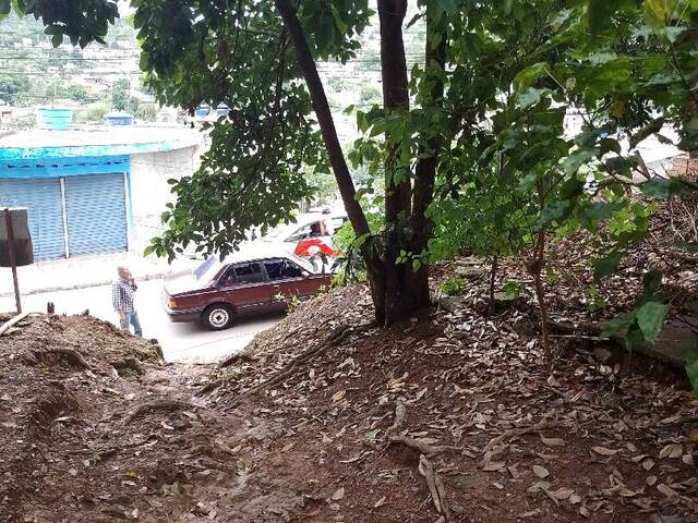 Área para Venda em Francisco Morato - 4