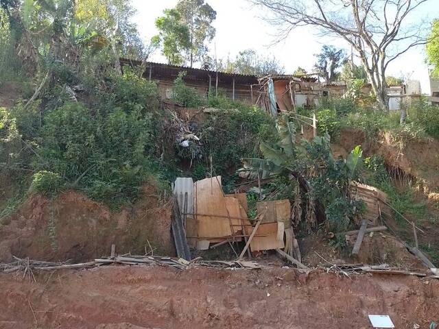Área para Venda em Francisco Morato - 5