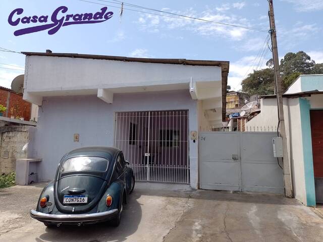 Acesso pelo portão da garagem