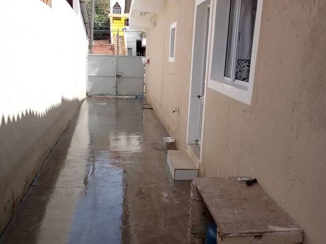 acesso / quintal / garagem
