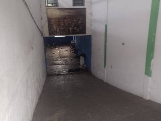Sala para Locação em Francisco Morato - 4