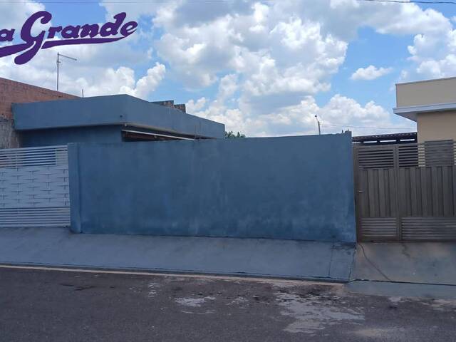 #551 - Casa para Venda em Regente Feijó - SP
