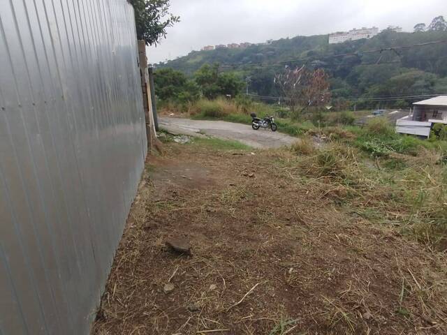 Área para Venda em Francisco Morato - 2